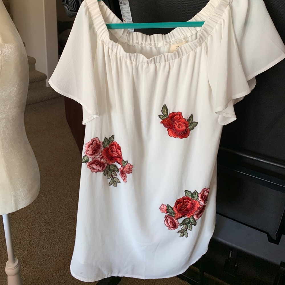 Off shoulder, white dress